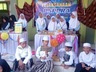 P5PPRA MI I'anatut Thalibin: Menjaga Kearifan Lokal Melalui Ragam Makanan Tradisional