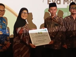 MI, MTs, dan MA I’anatut Thalibin Terima Undangan Penyerahan Beasiswa PIP Bersama Anggota DPR RI