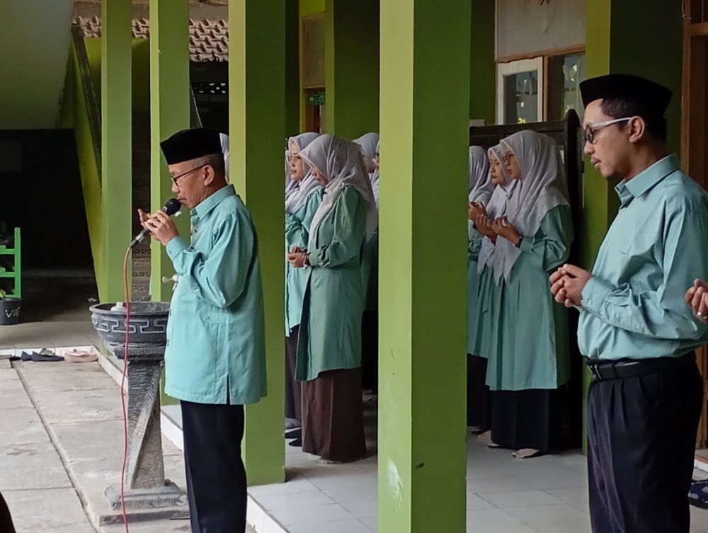 Apel Bersama Tandai Hari Pertama Masuk Sekolah di Madrasah